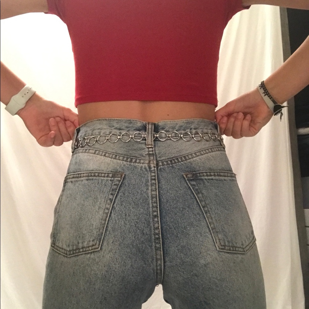 Brandy Melville Metal Chain Belt - Picture 3 of 4